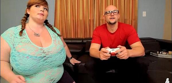  BBW Gamer Lexxxi Luxe Gets Her Pussy and Mouth Controlled
